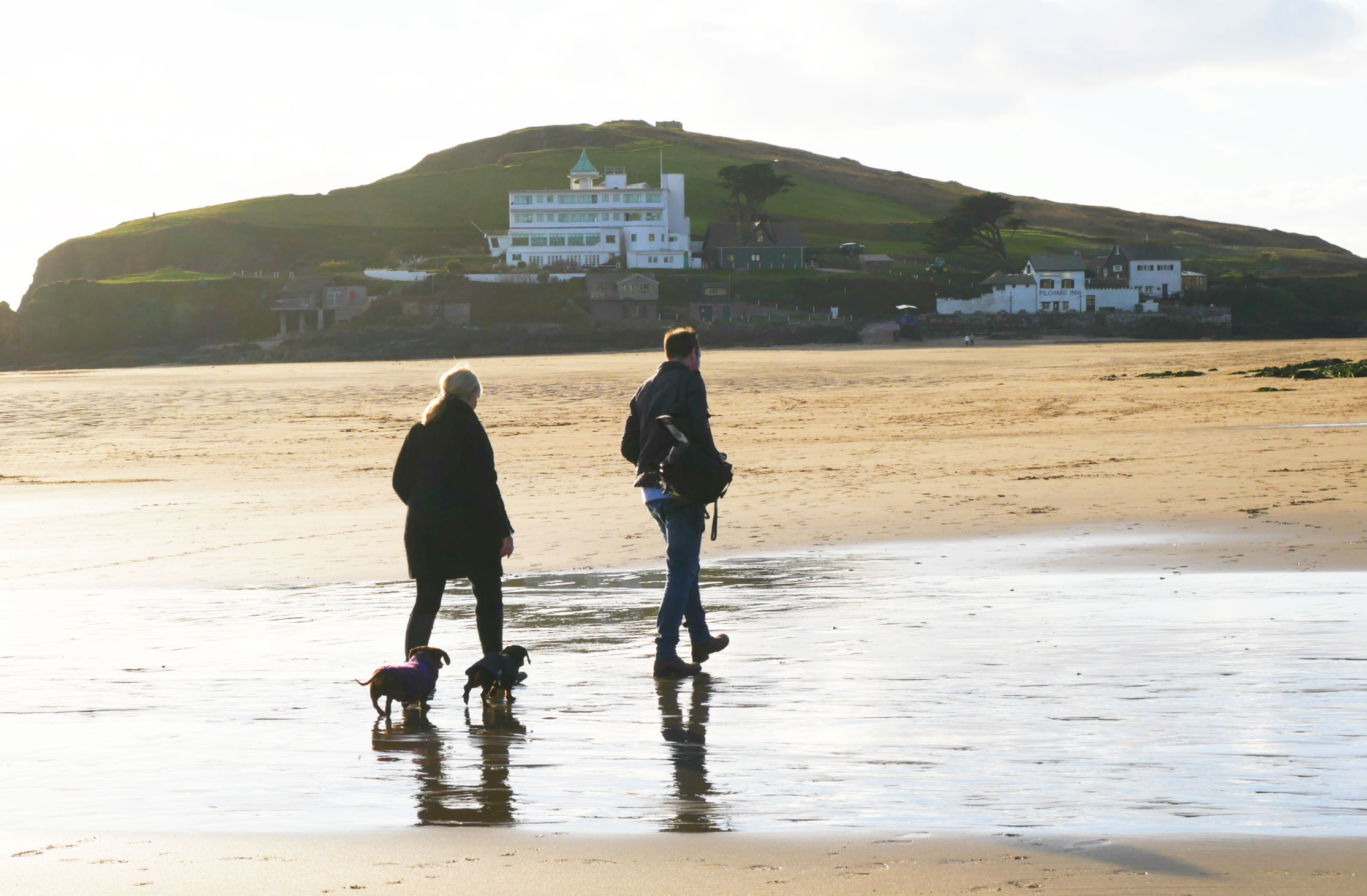 Bigbury Beach in Devon - Dog friendly beach.