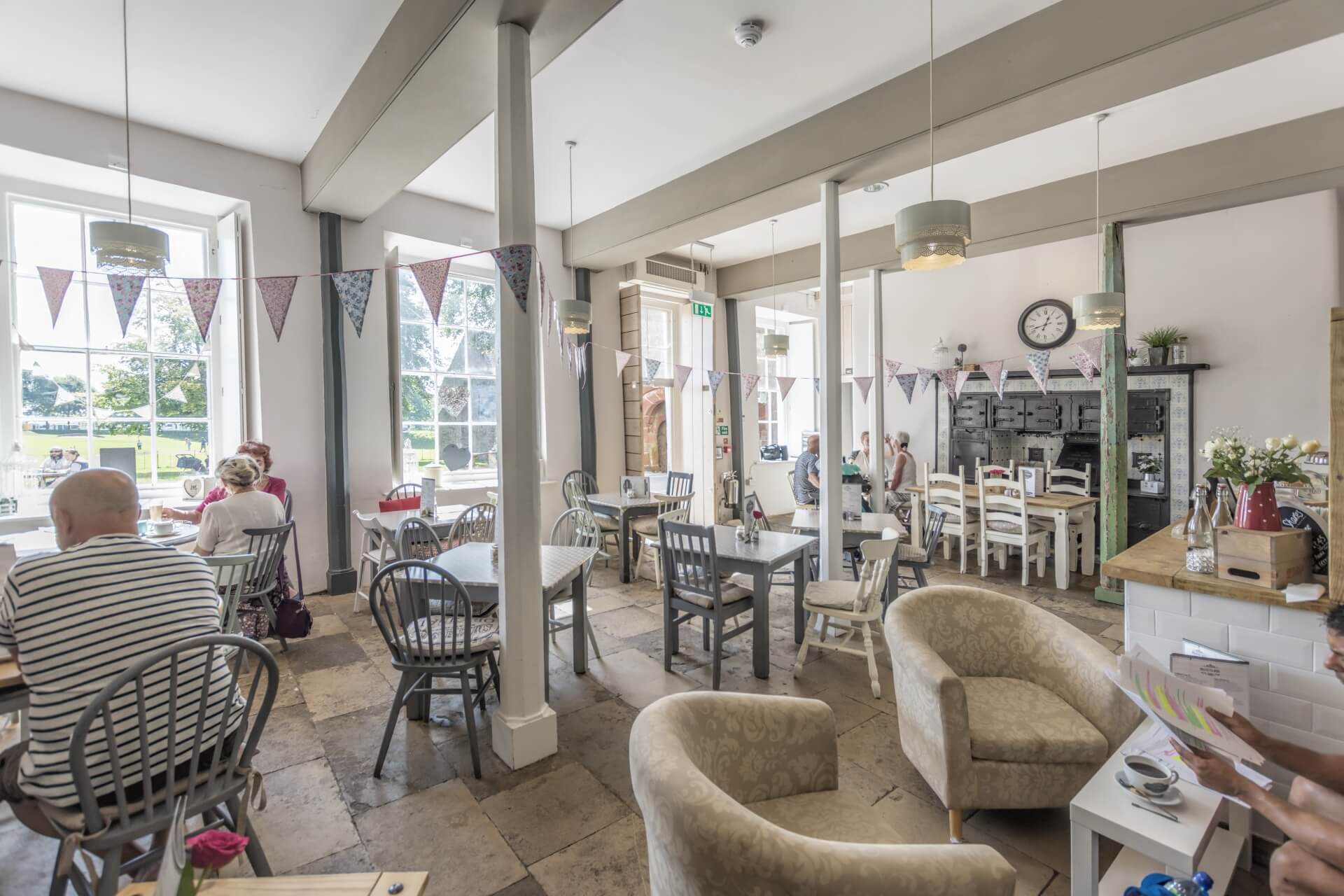Dog friendly restaurants, tea rooms & cafes in Torquay ...