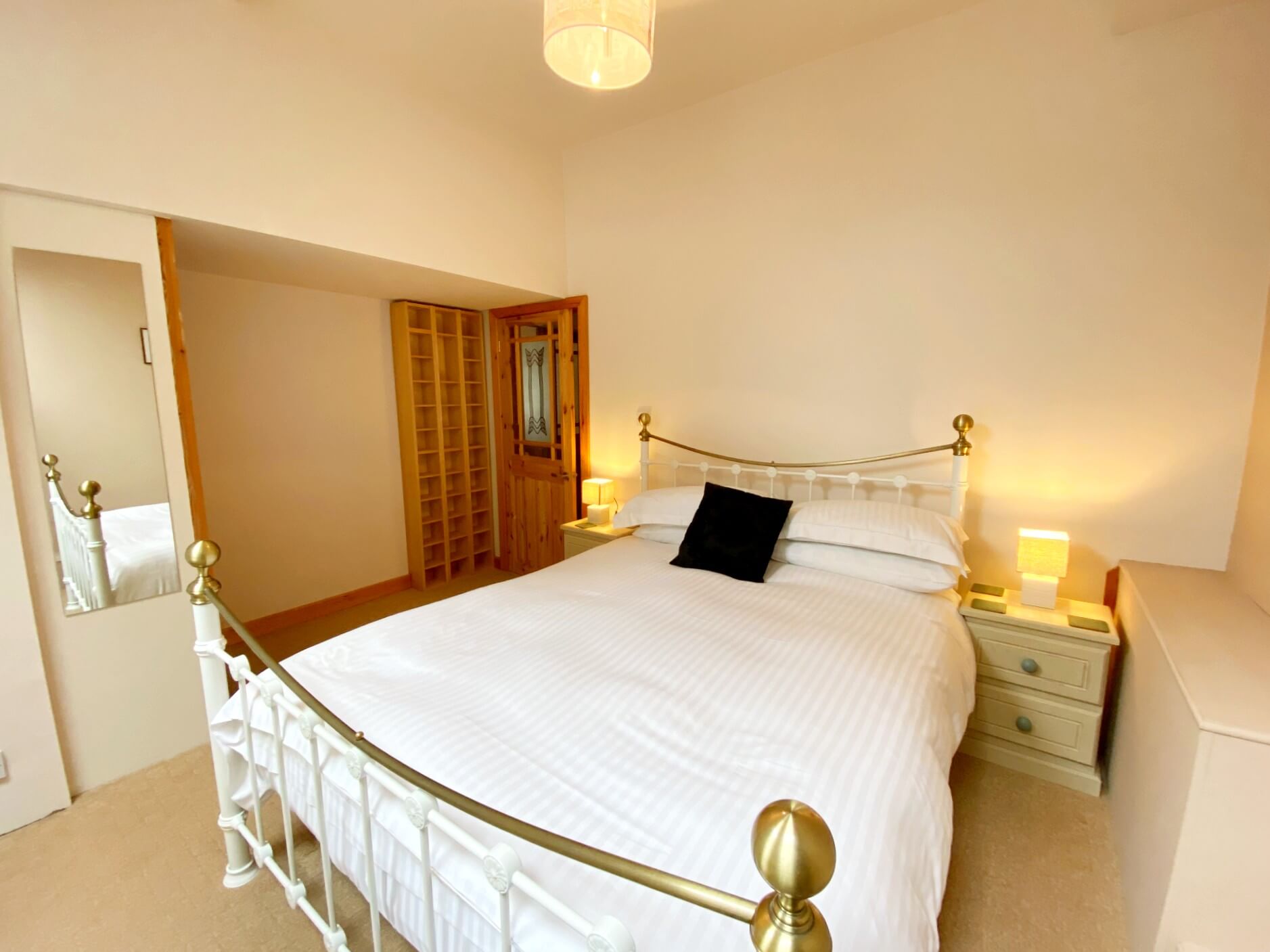 Upper Stable - The Stables Holiday Apartments at Meadfoot Bay