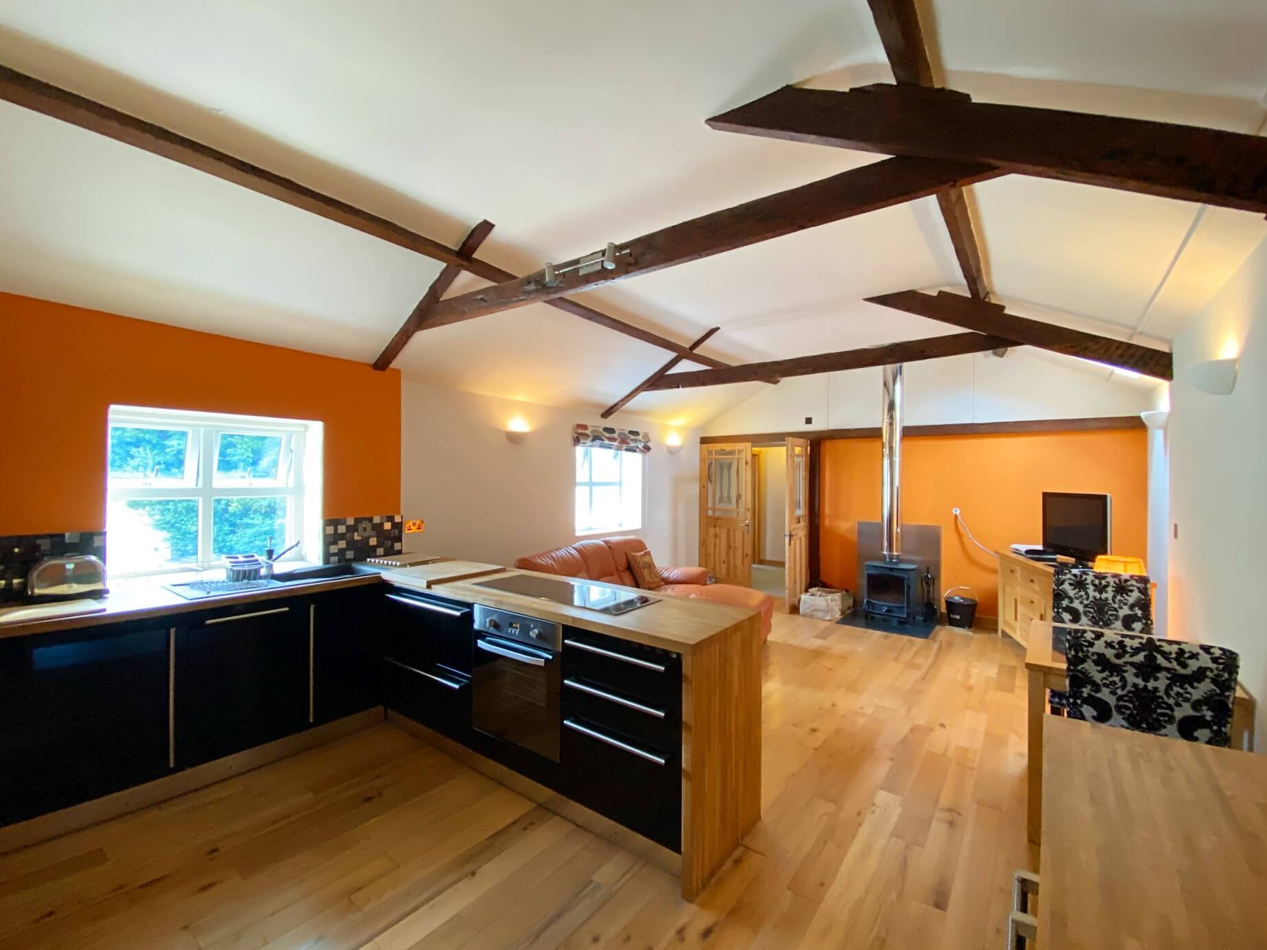 Upper Stable Kitchen - The Stables Holiday Apartments at Meadfoot Bay